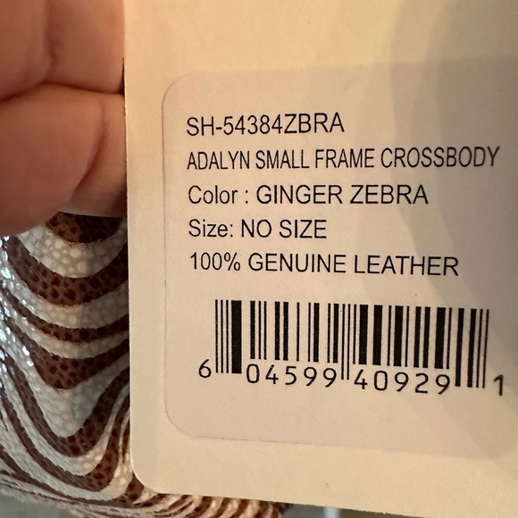 Hobo Adalyn small frame crossbody NWT - Picture 7 of 9